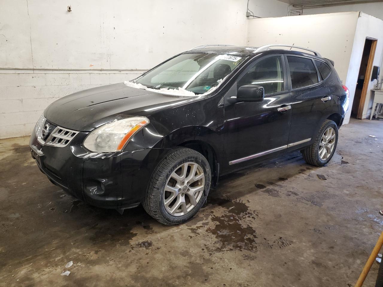 2011 Nissan Rogue - Image 1