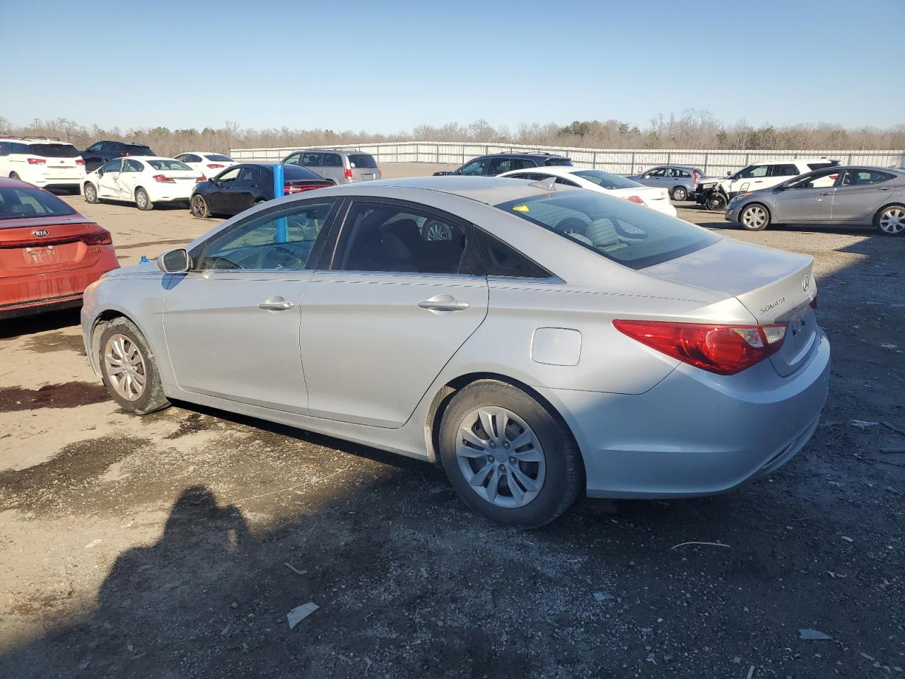 2012 Hyundai Sonata - Image 2
