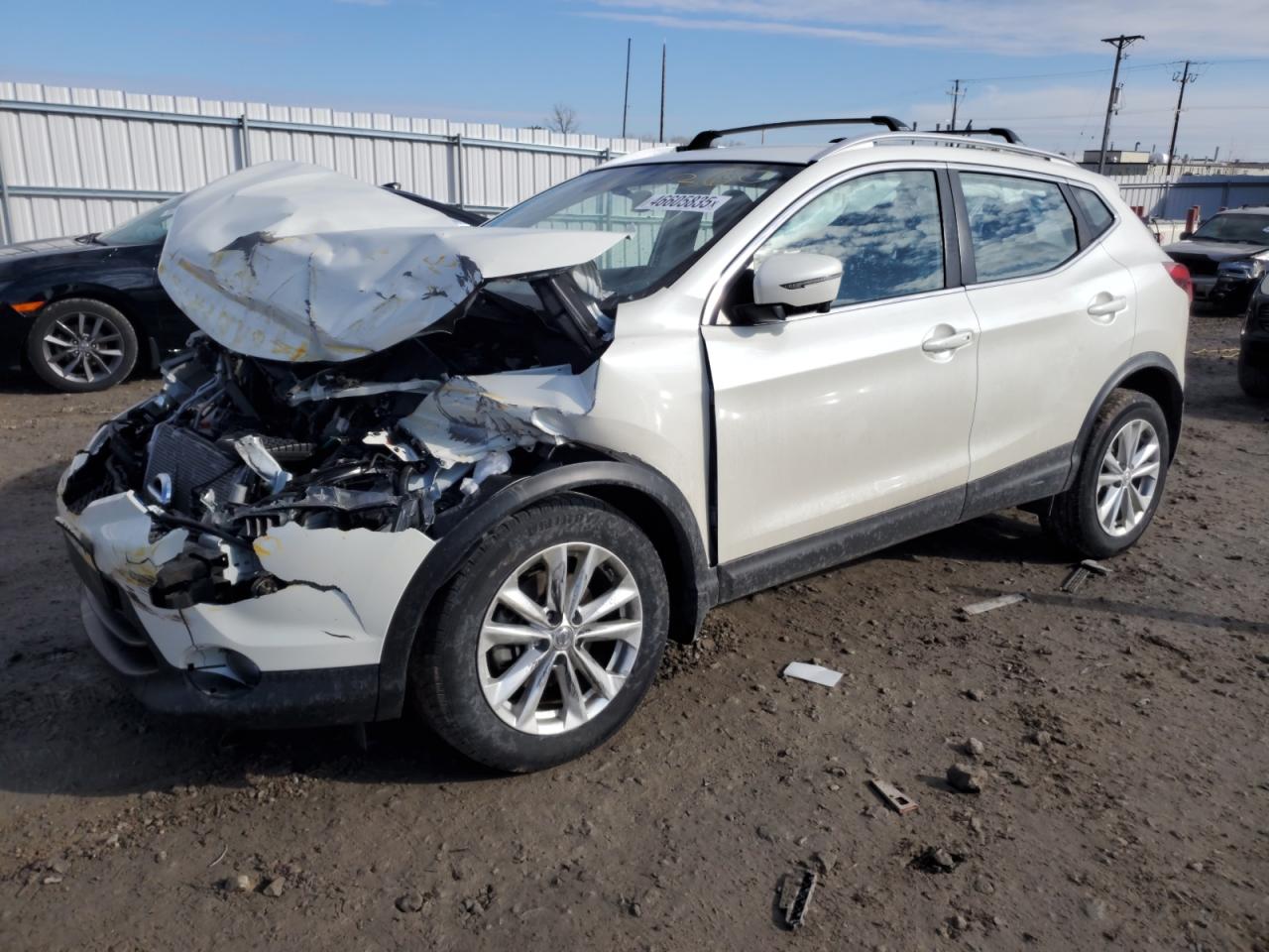 JN1BJ1CR7HW127569 NISSAN ROGUE 2017