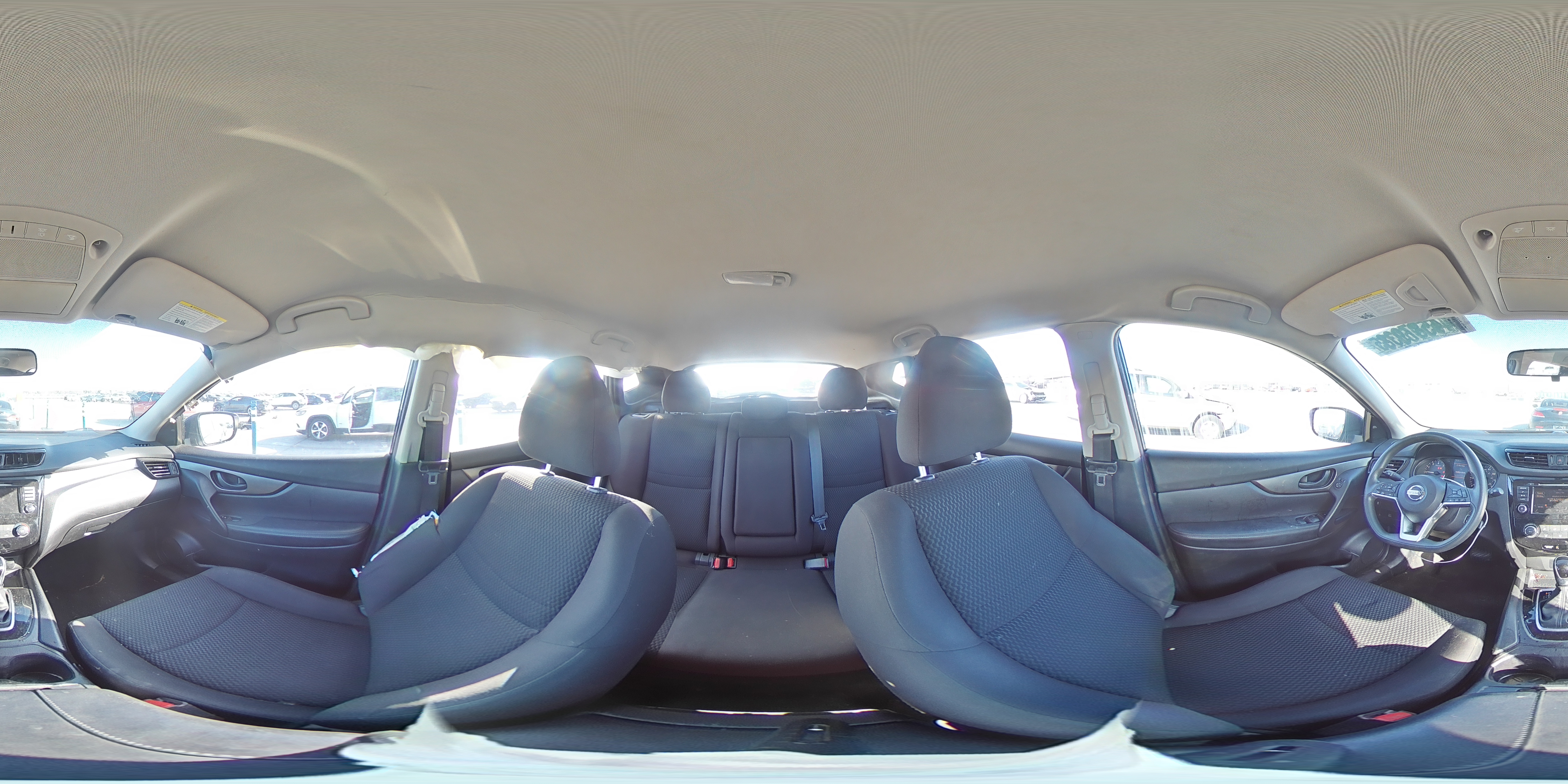 2019 Nissan Rogue - Image 13