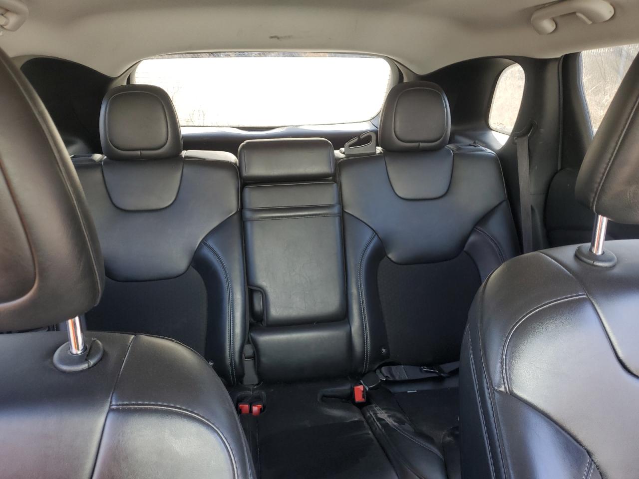 2019 Jeep Grand Cherokee - Image 10