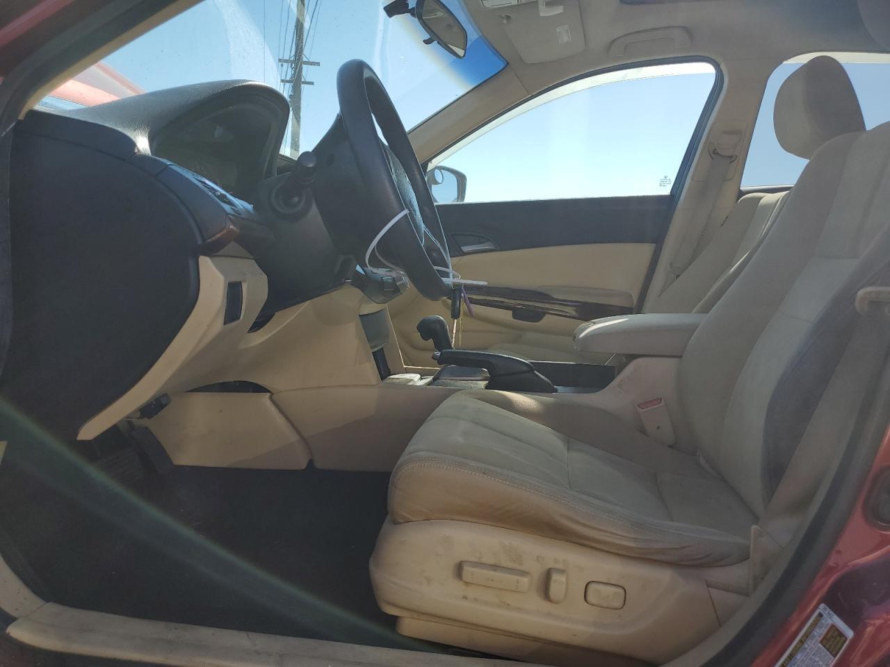2010 Honda Accord - Image 7