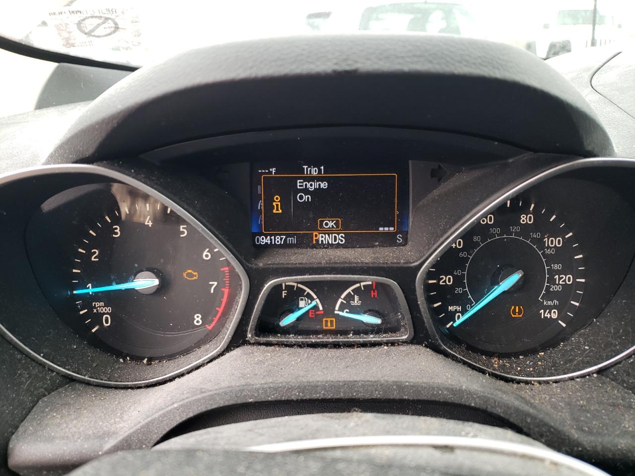 1FMCU0GD5HUC97700 FORD ESCAPE 2017