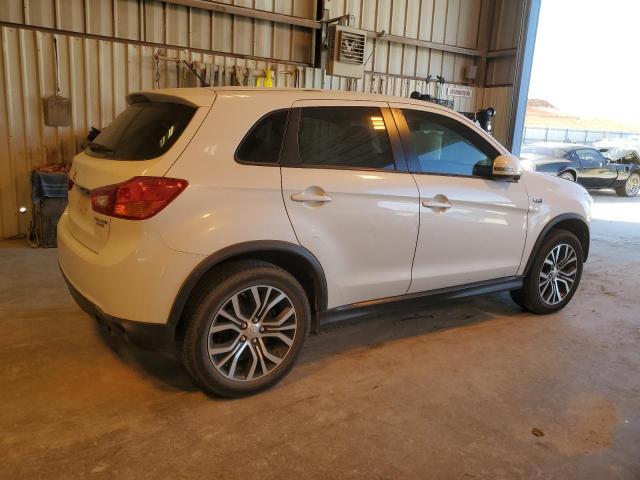 Паркетники MITSUBISHI OUTLANDER 2016 Білий