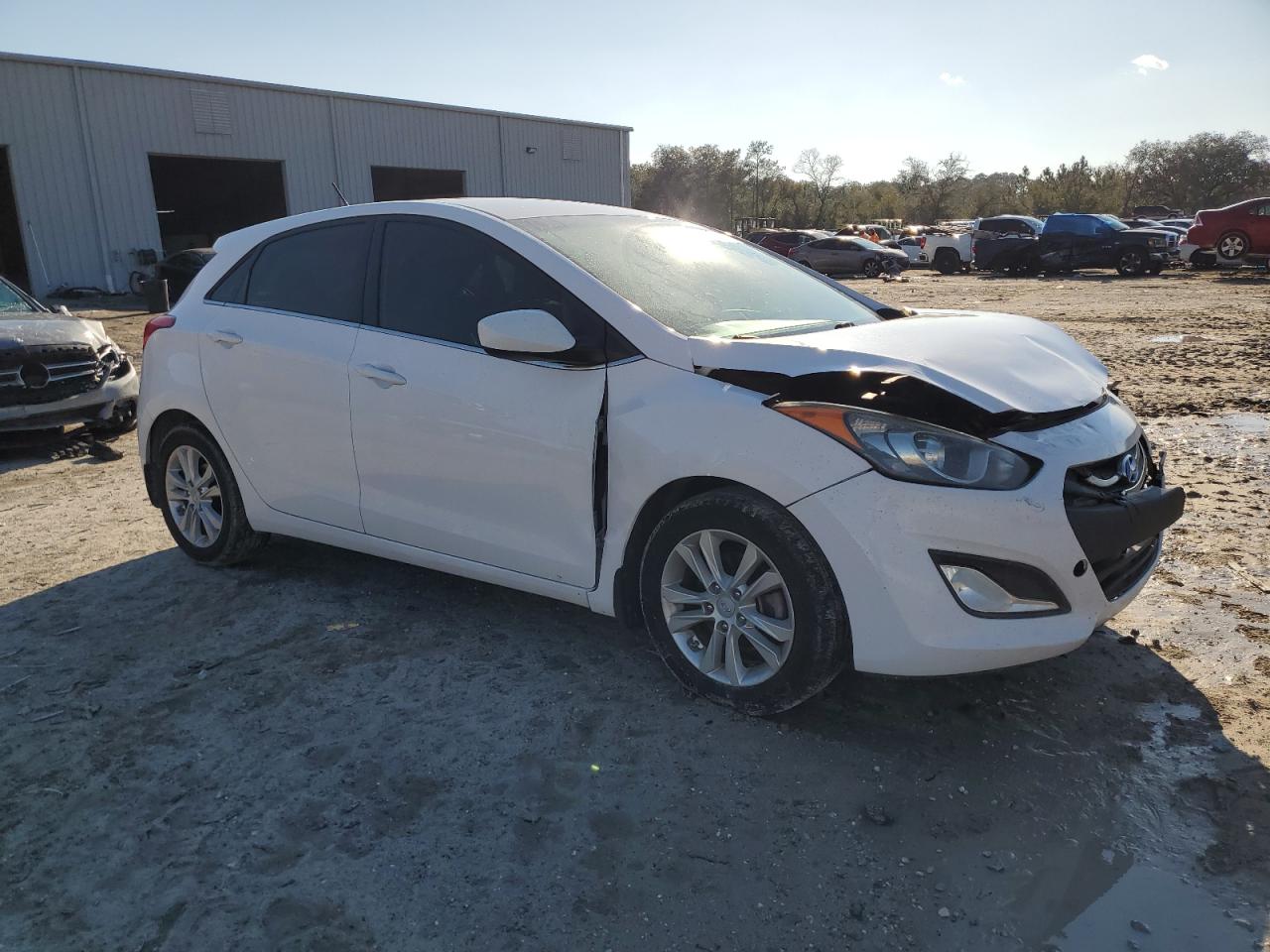 2014 Hyundai Elantra - Image 4