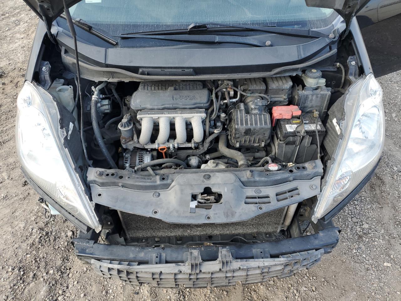 2010 Honda Fit - Image 11