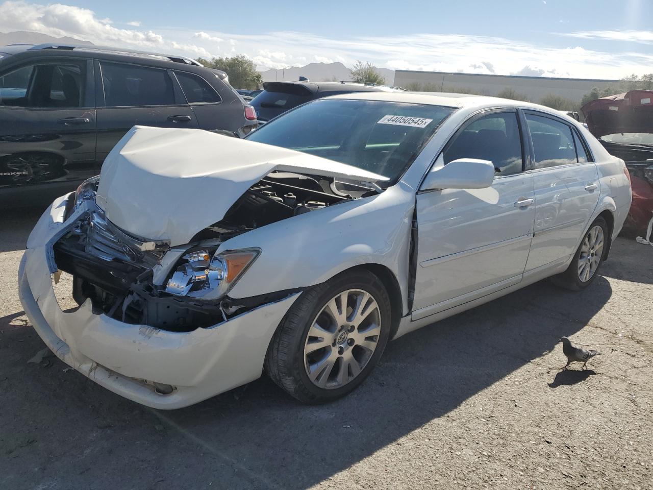 2009 Toyota Avalon - Image 1
