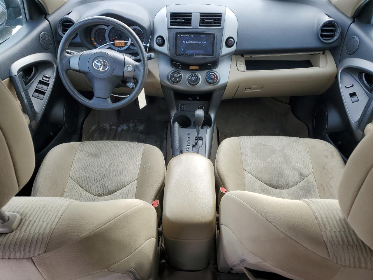2010 Toyota RAV 4 - Image 8