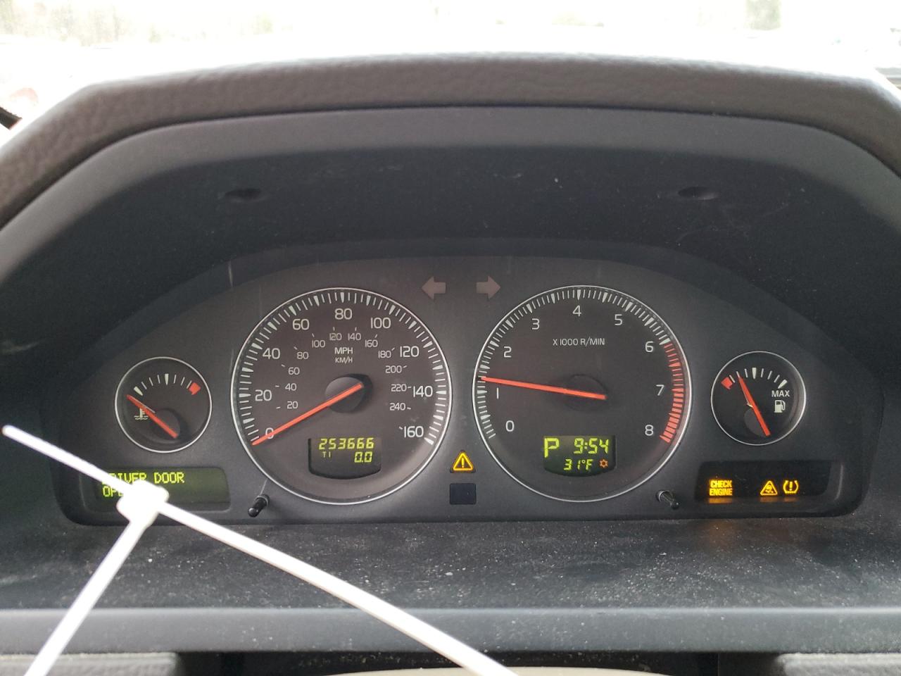 2007 Volvo XC90 - Image 9