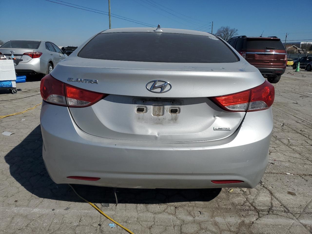 2013 Hyundai Elantra - Image 6