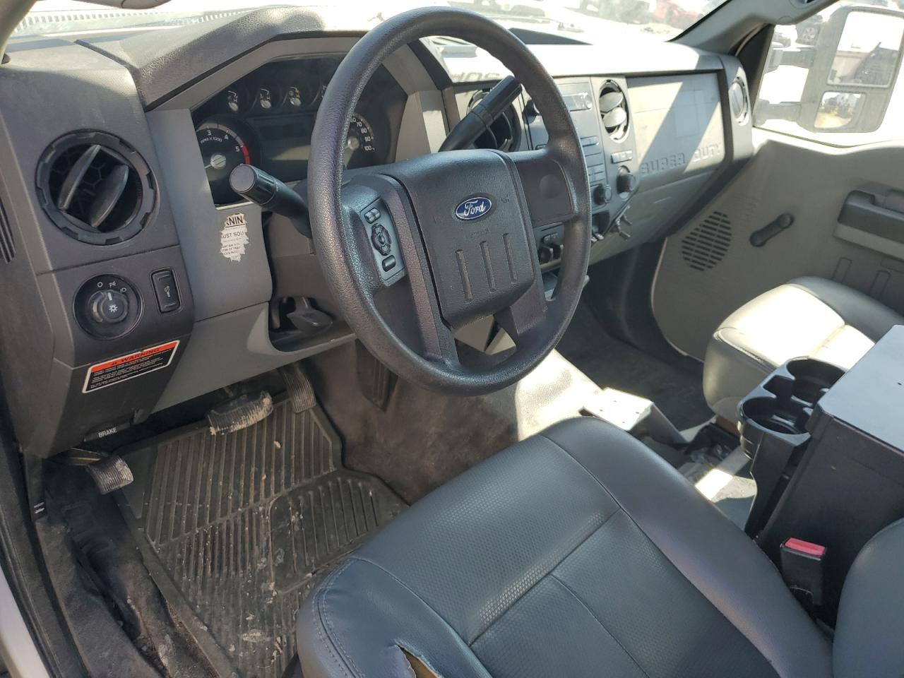 2012 Ford F450 - Image 8