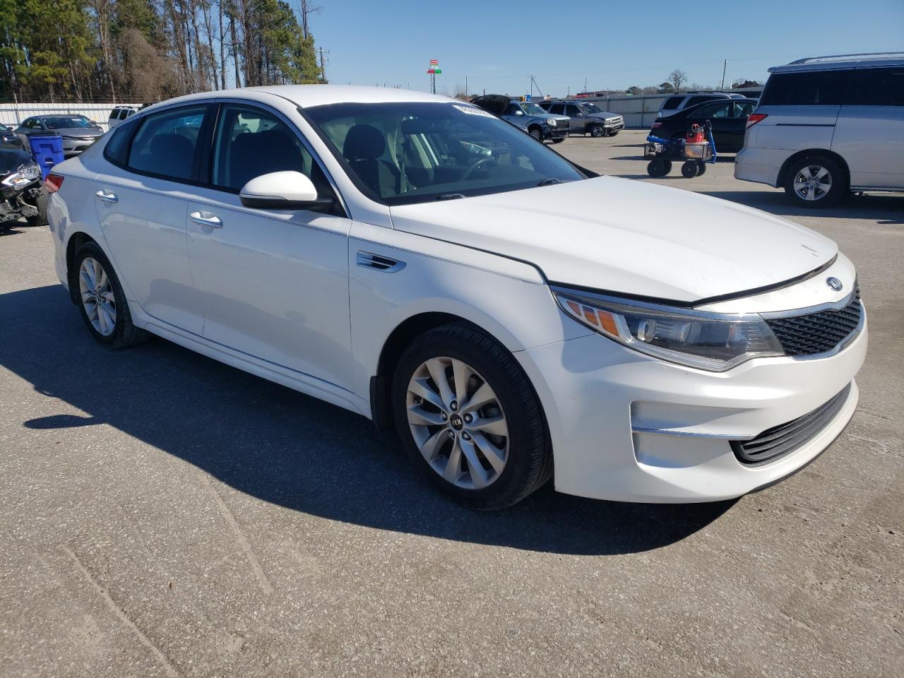 2018 Kia Optima - Image 4