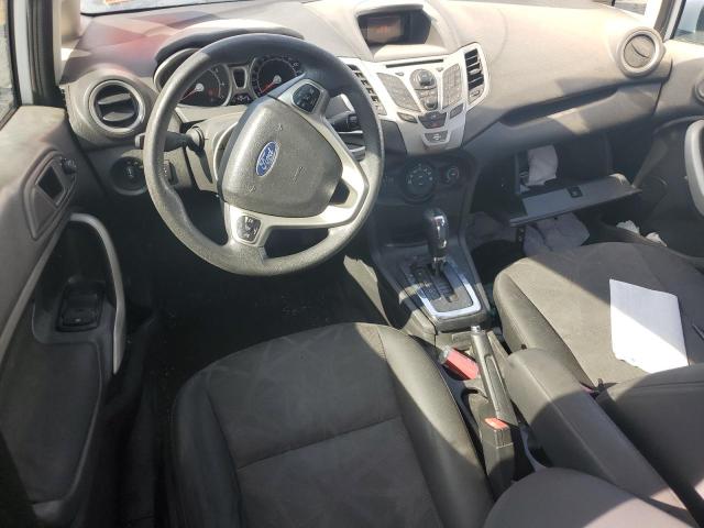 Sedans FORD FIESTA 2013 White