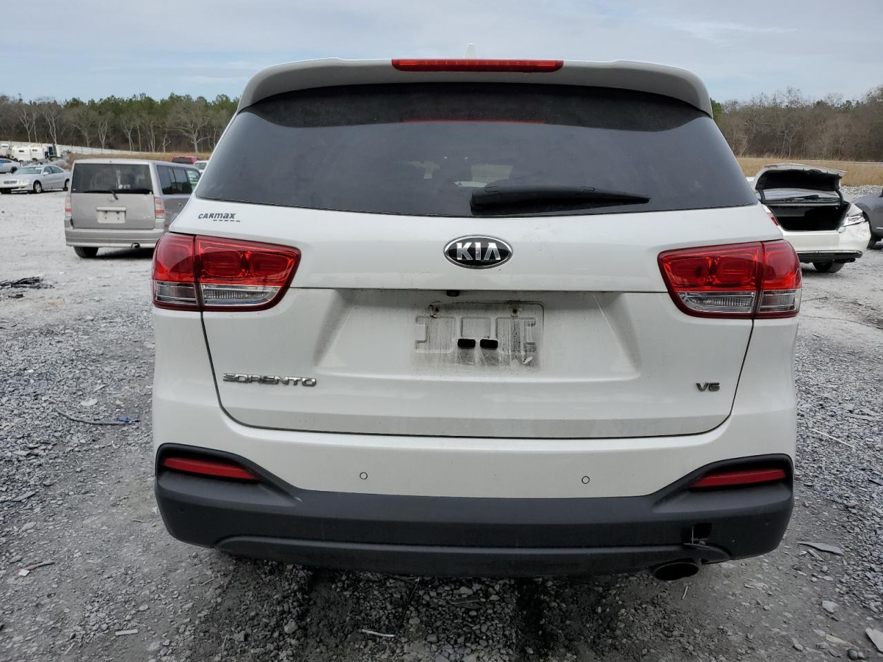 2016 Kia Sorento - Image 6