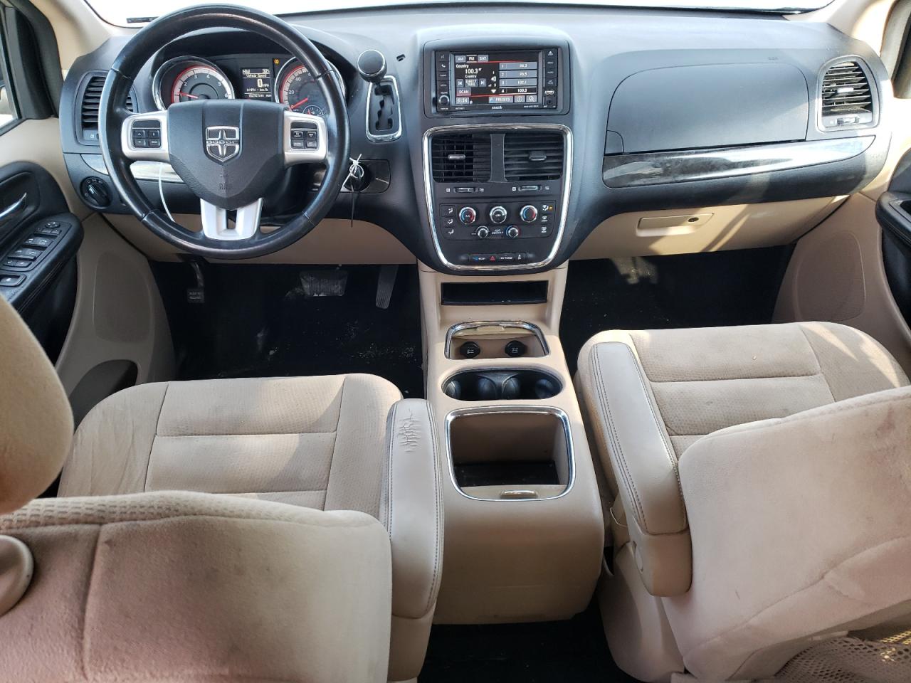 2016 Dodge Caravan - Image 8