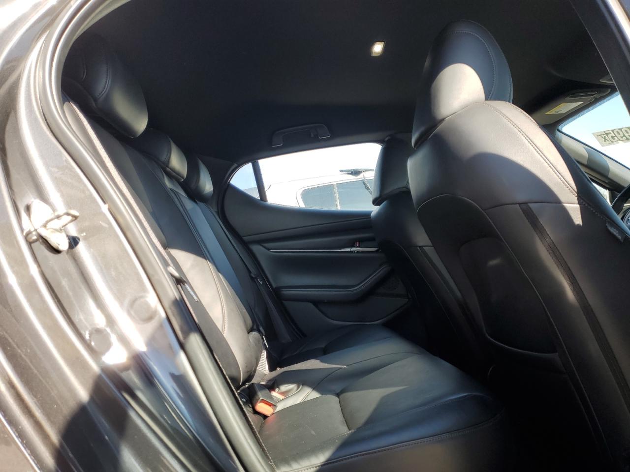 2020 Mazda 3 - Image 11