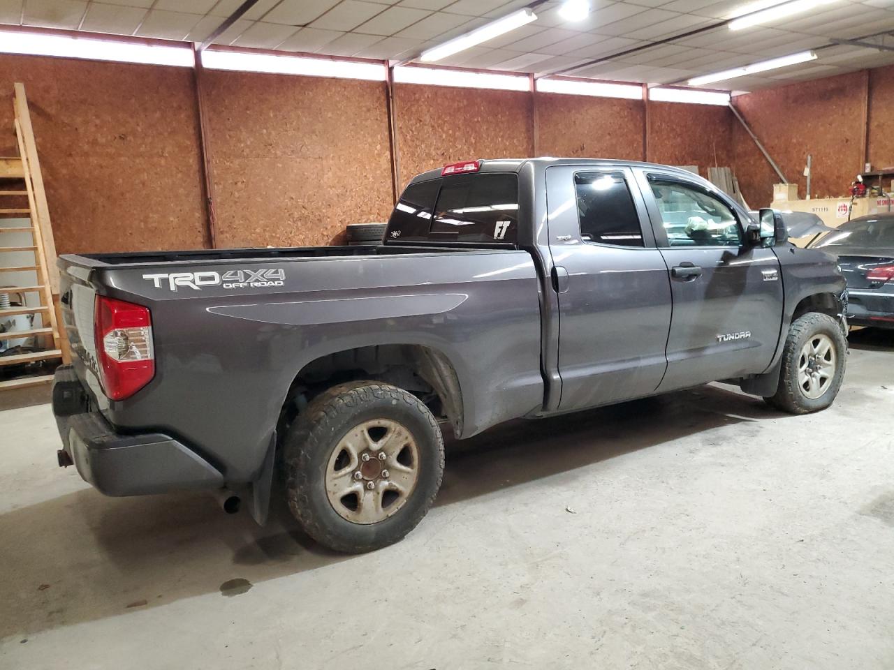 2018 Toyota Tundra - Image 3