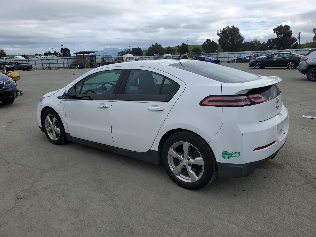 2014 Chevrolet Volt - Image 2