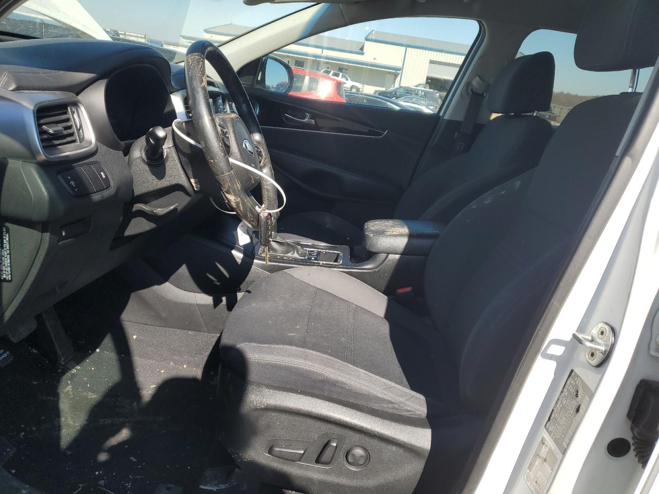 2017 Kia Sorento - Image 7