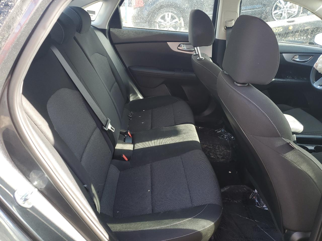 2022 Kia Forte - Image 10