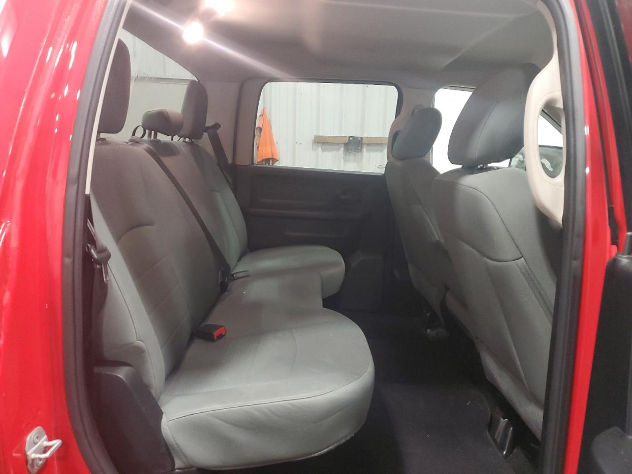 2014 RAM 1500 - Image 10