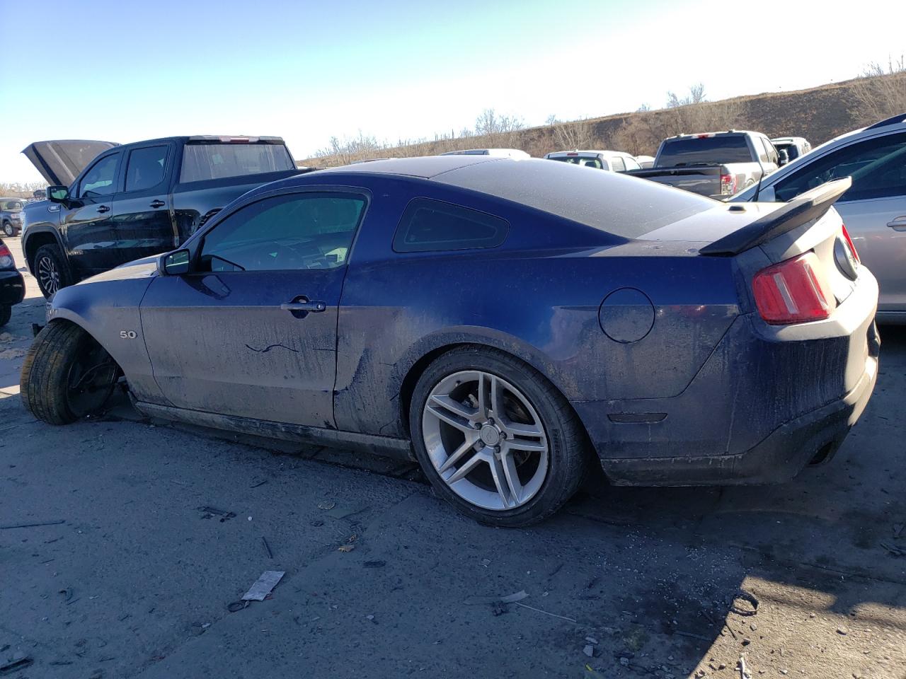 2011 Ford Mustang - Image 2