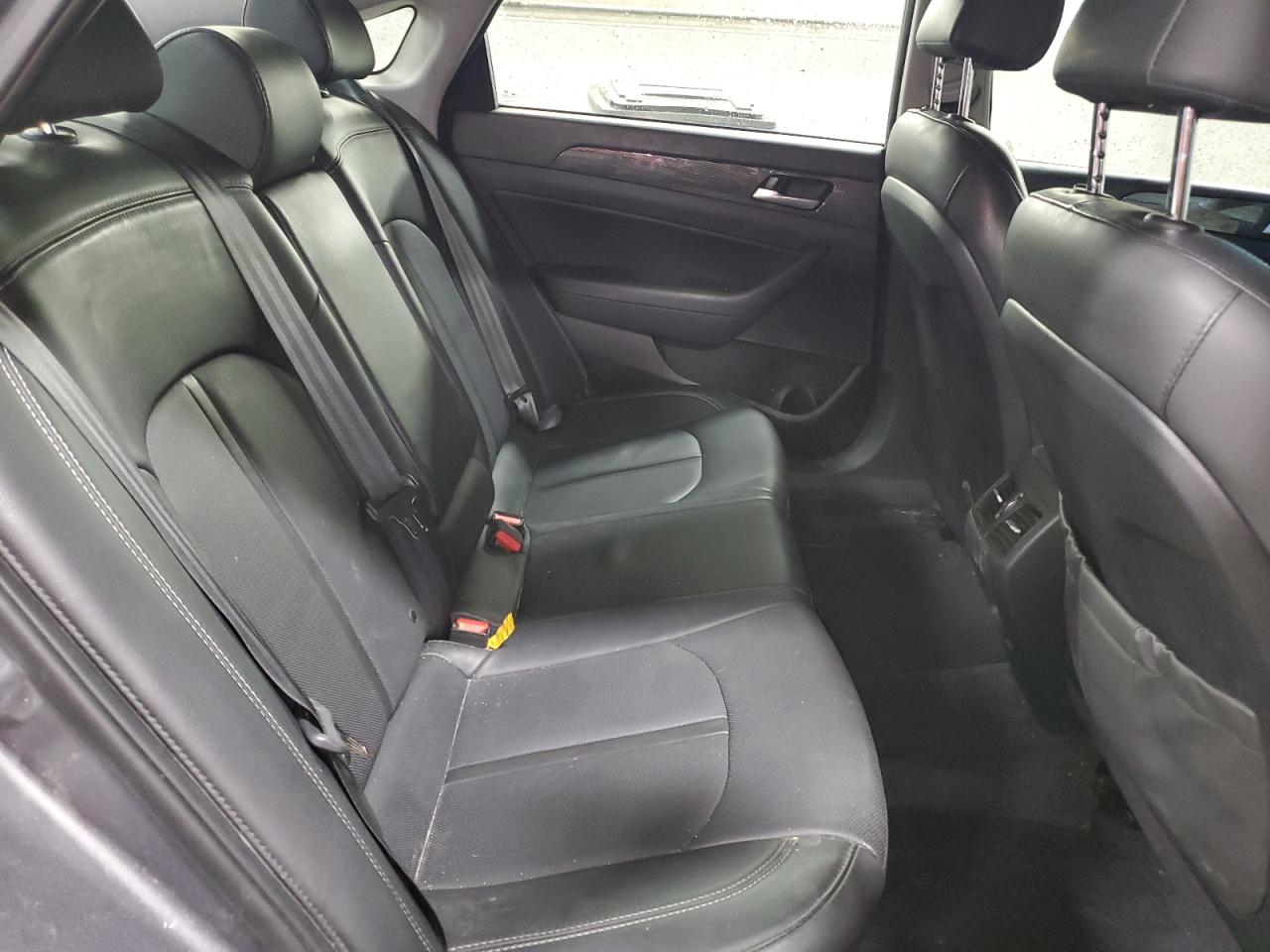 2018 Hyundai Sonata - Image 10