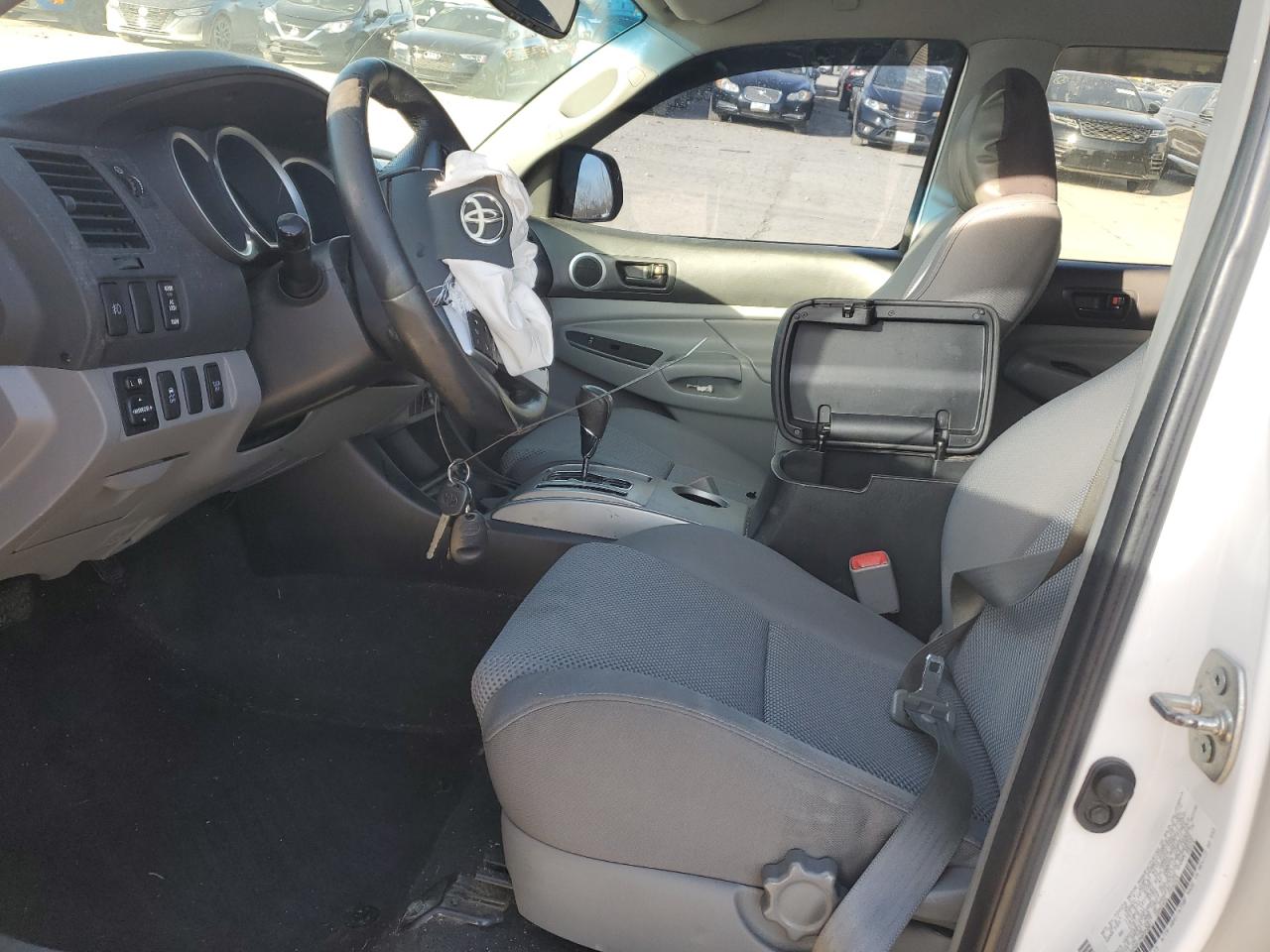 2012 Toyota Tacoma - Image 7