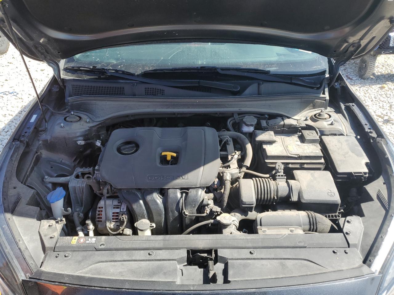 2023 Kia Forte - Image 11