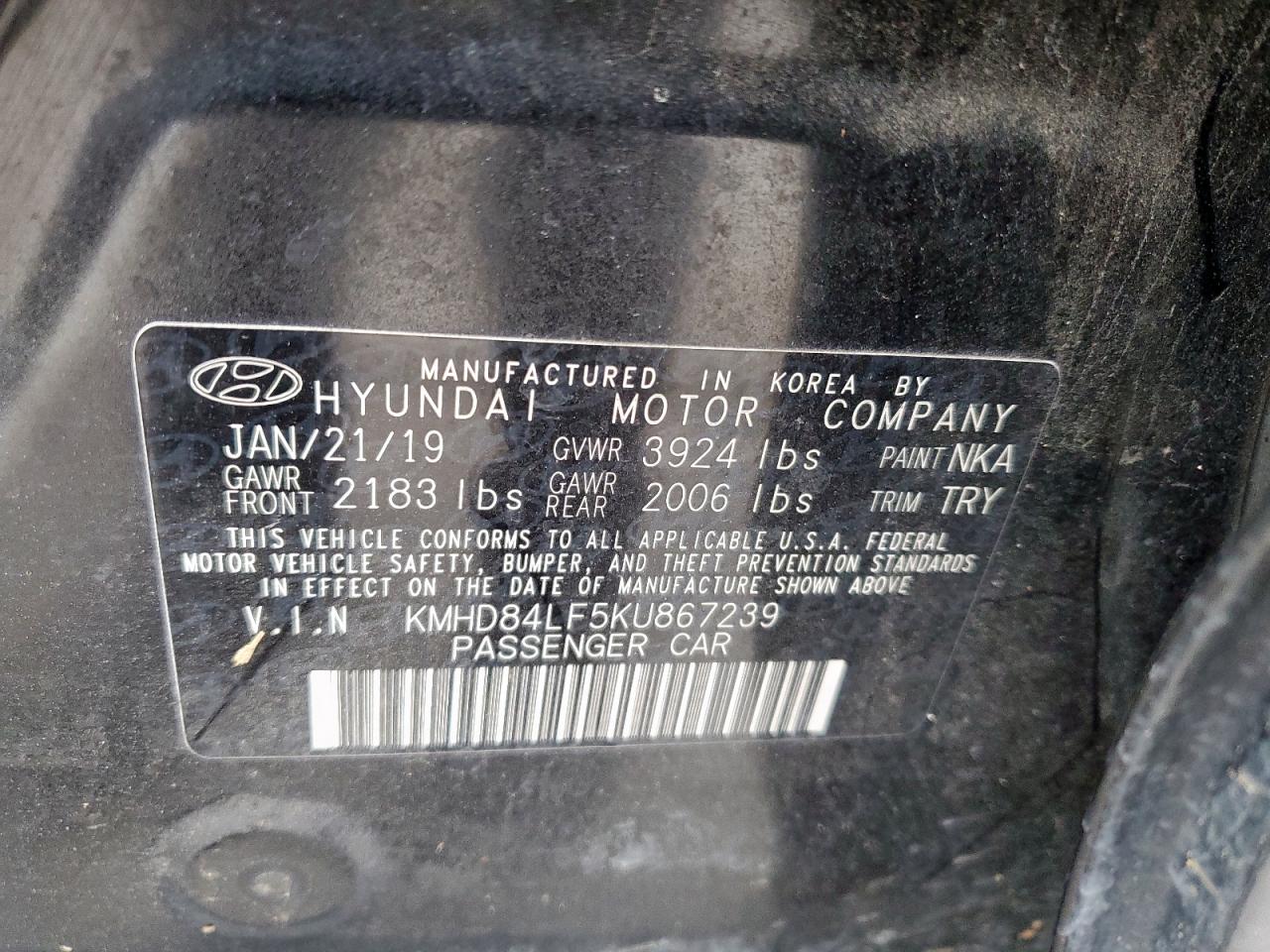 2019 Hyundai Elantra - Image 12
