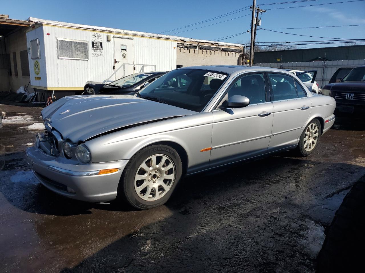 2004 Jaguar XJ - Image 1