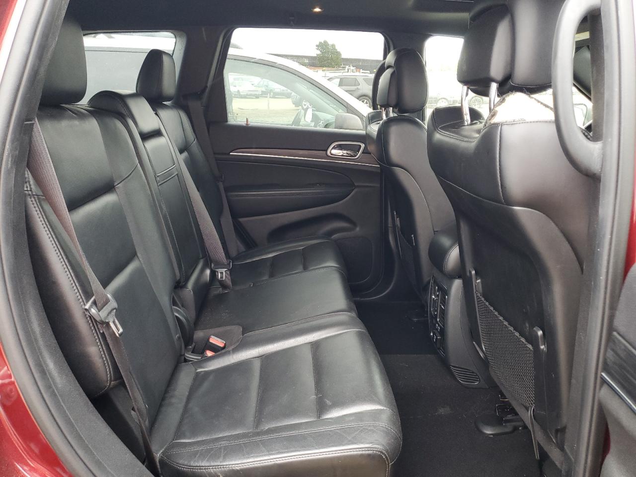 2019 Jeep Grand Cherokee - Image 11