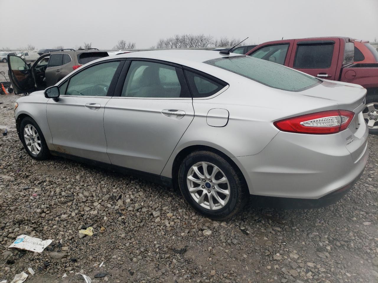 2016 Ford Fusion - Image 2