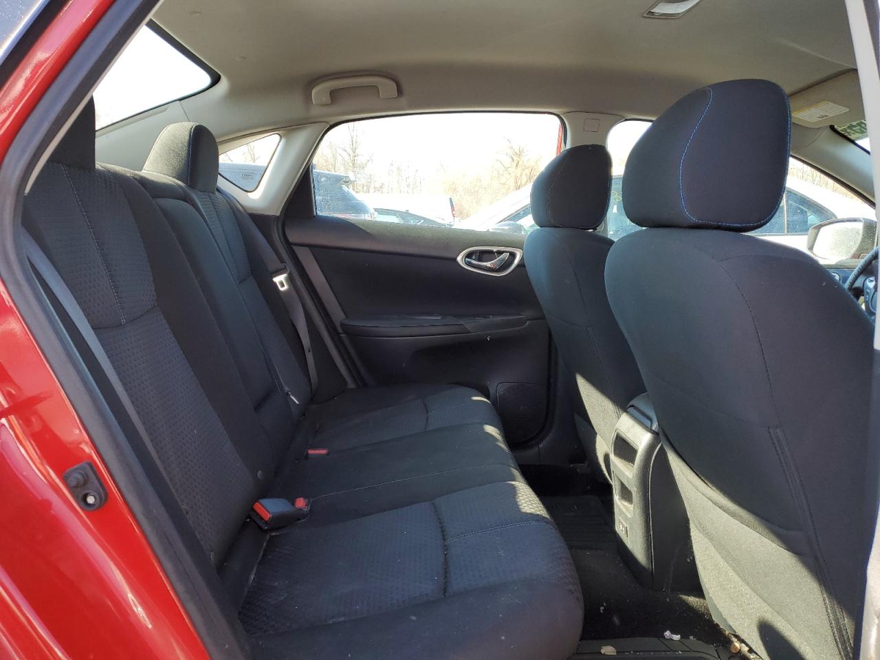 2019 Nissan Sentra - Image 10
