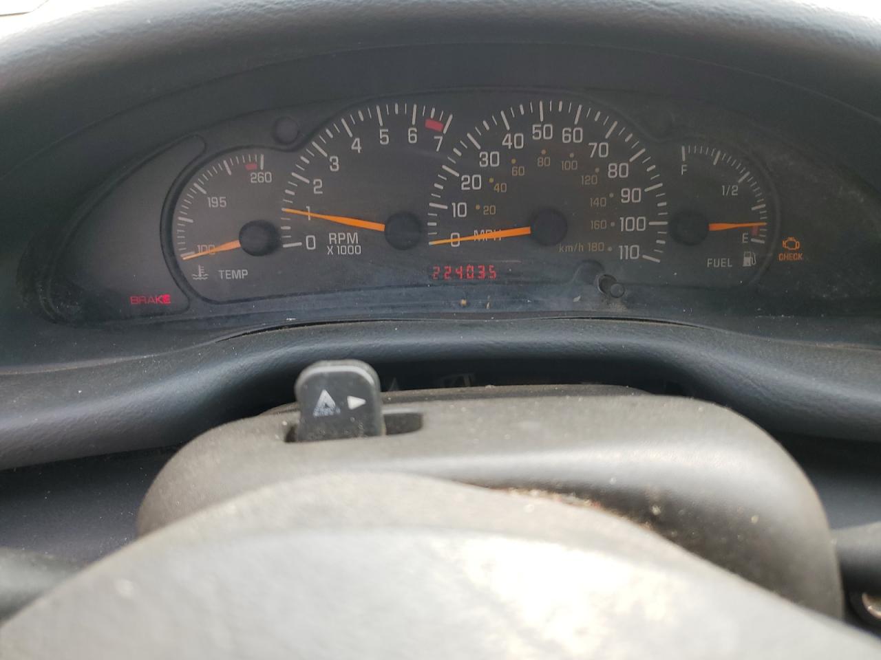2005 Pontiac Sunfire - Image 9