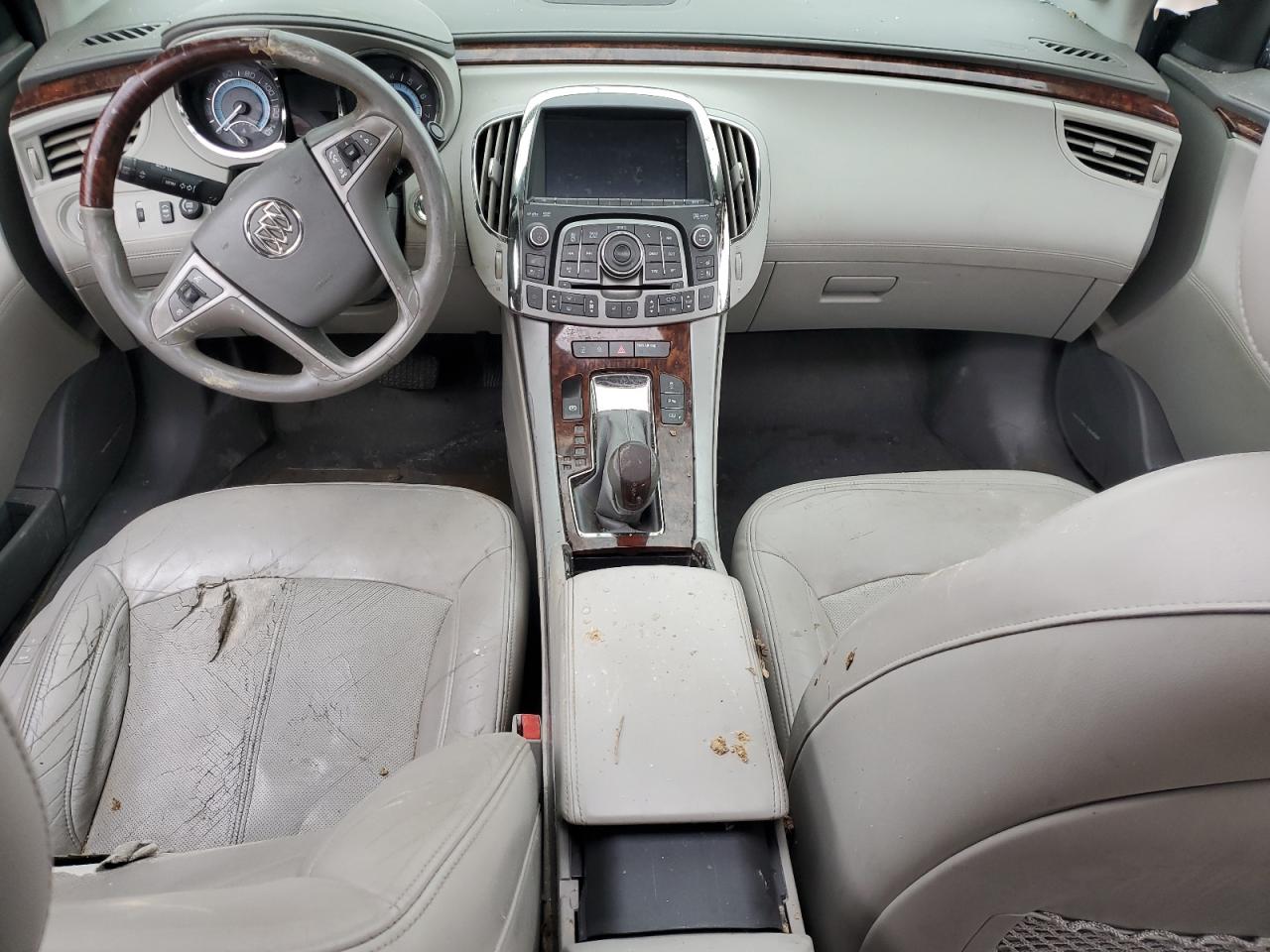 2010 Buick LaCrosse - Image 8