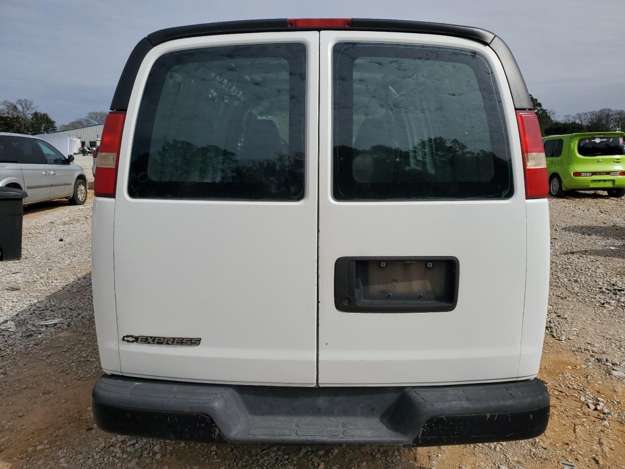 2008 Chevrolet Express - Image 6