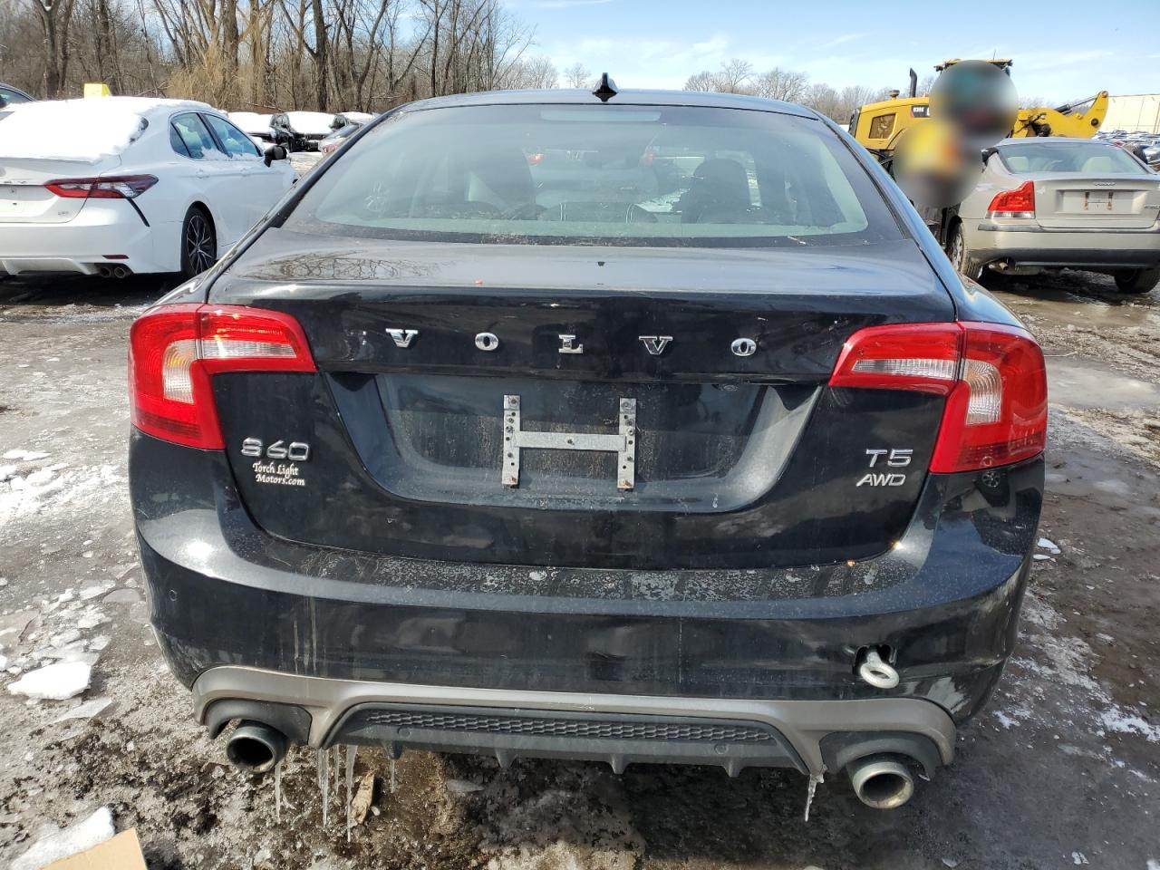 2017 Volvo S60 - Image 6