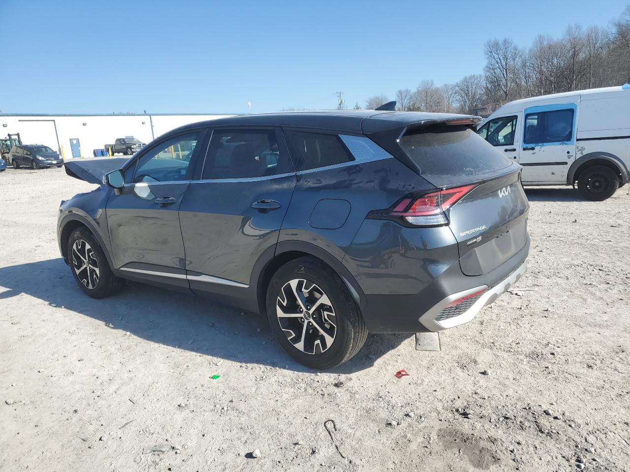 2023 Kia Sportage - Image 2