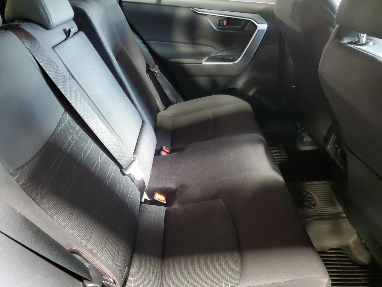 2021 Toyota RAV 4 - Image 11