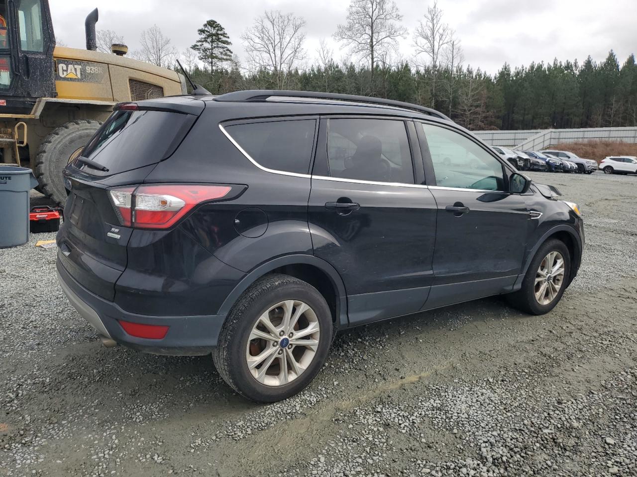1FMCU0GD1JUA75984 FORD ESCAPE 2018