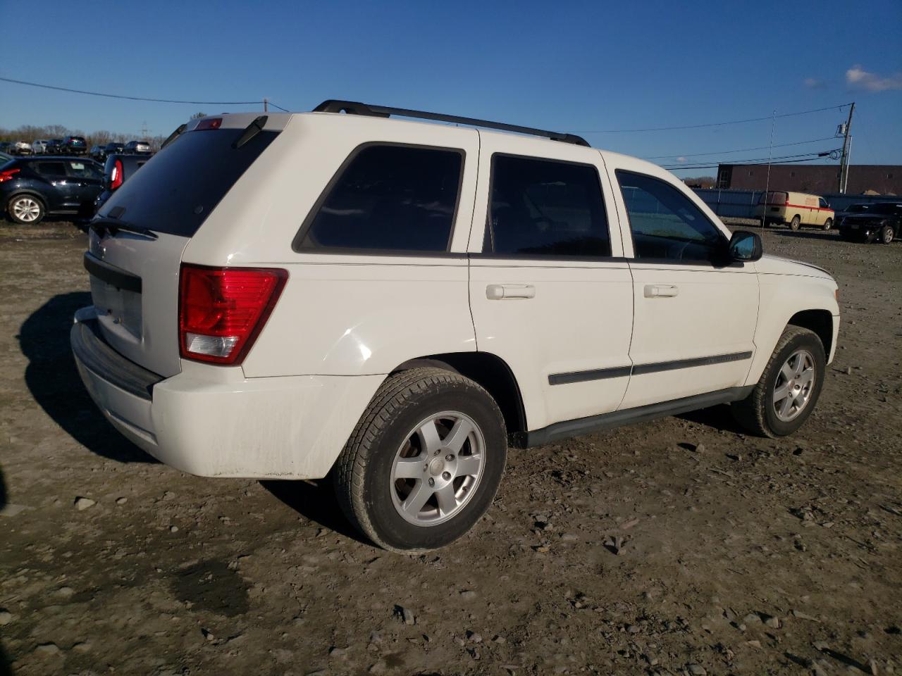 2009 Jeep Grand Cherokee - Image 3