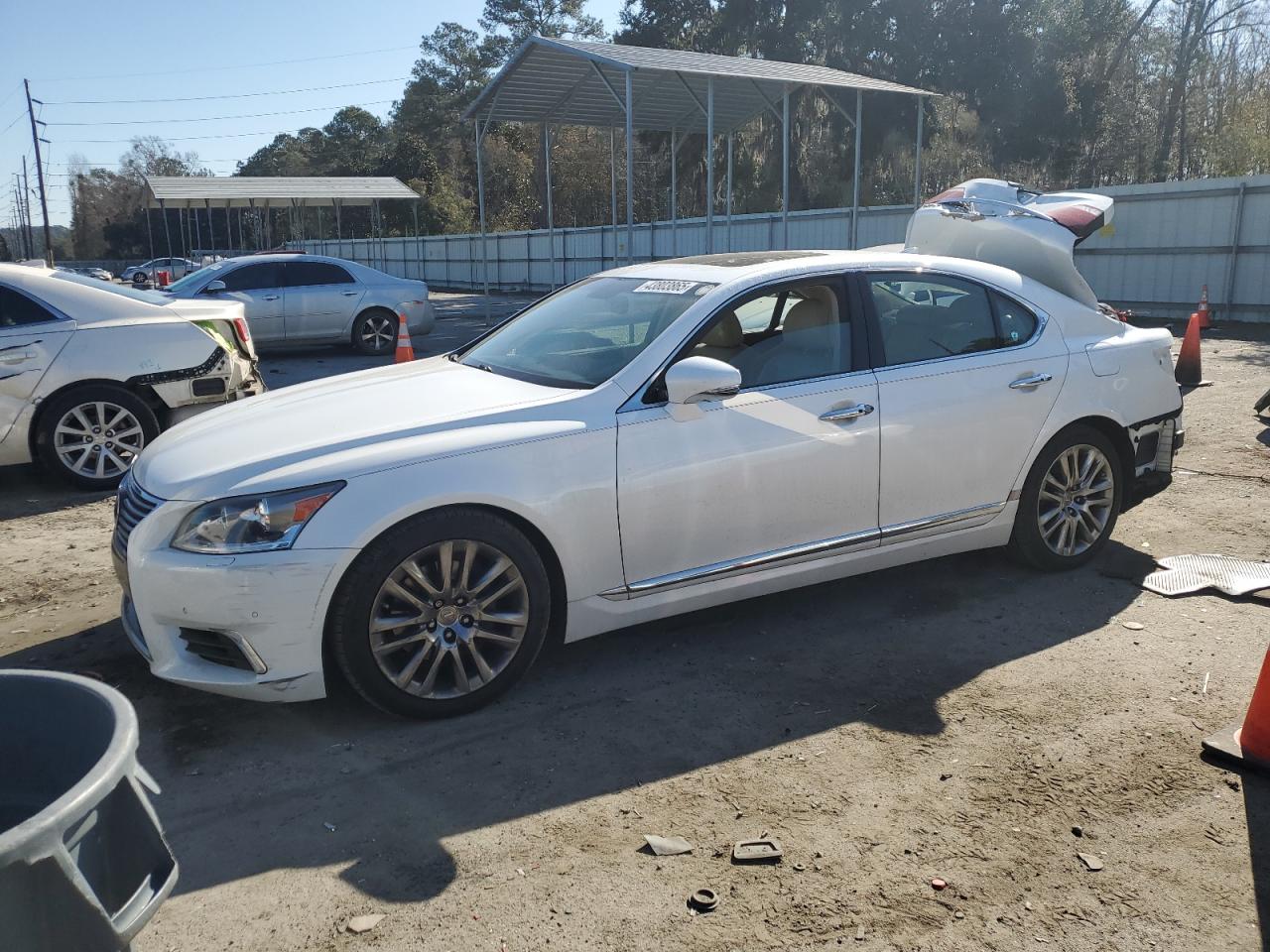 2014 Lexus LS - Image 1