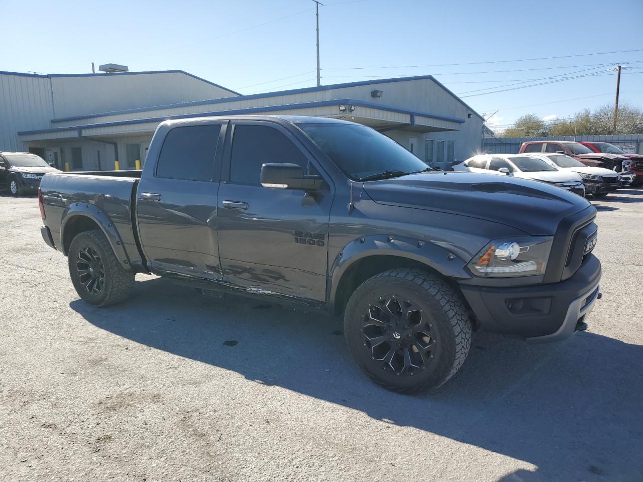 2017 RAM 1500 - Image 4