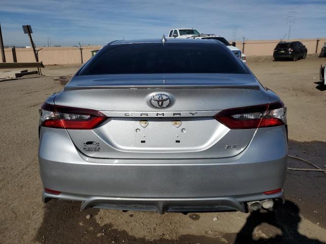  TOYOTA CAMRY 2021 Серебристый