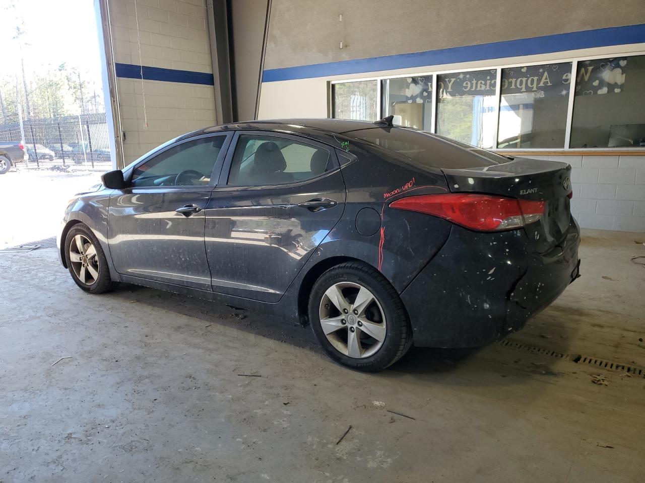 2012 Hyundai Elantra - Image 2