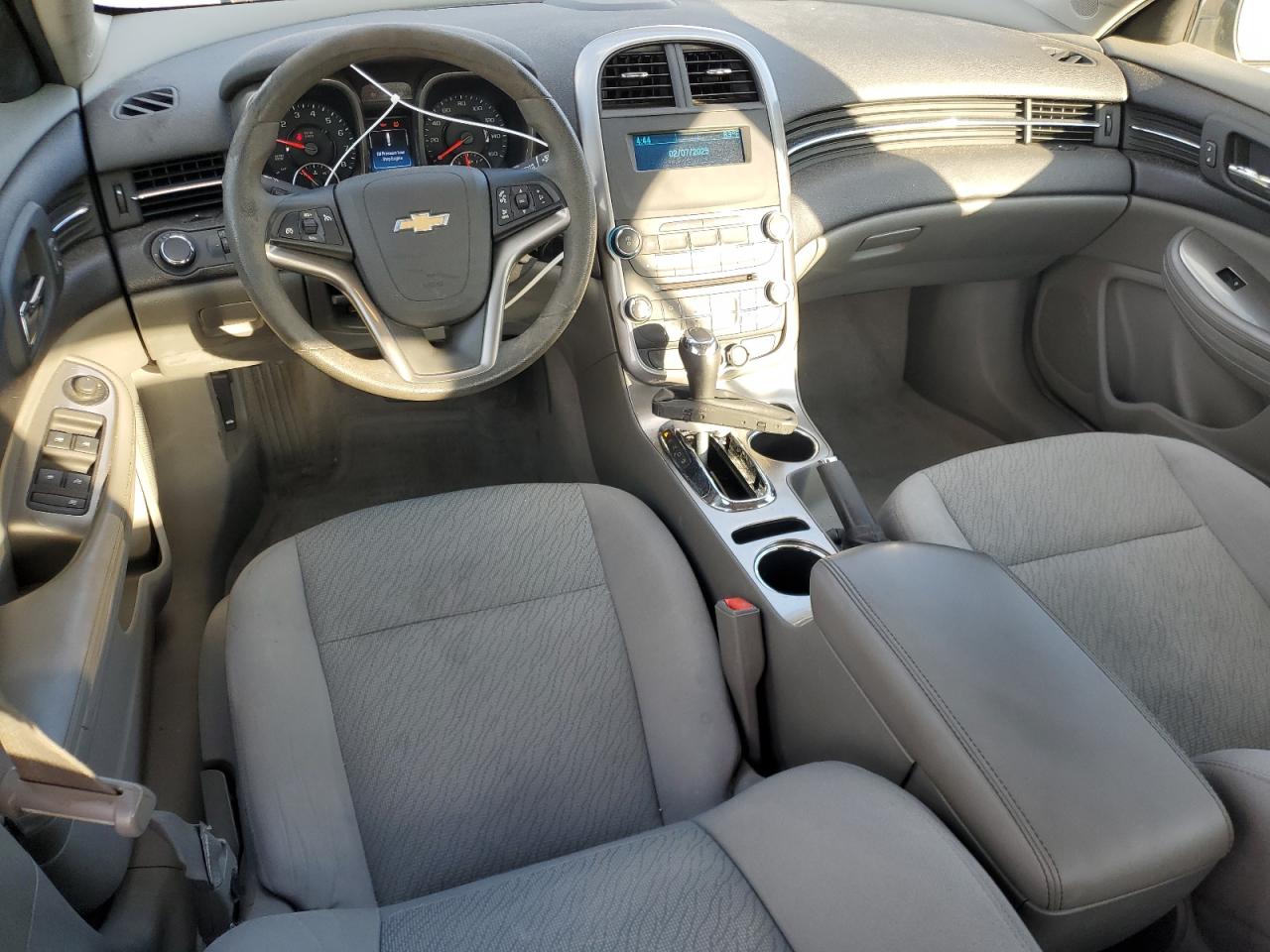 2016 Chevrolet Malibu - Image 8