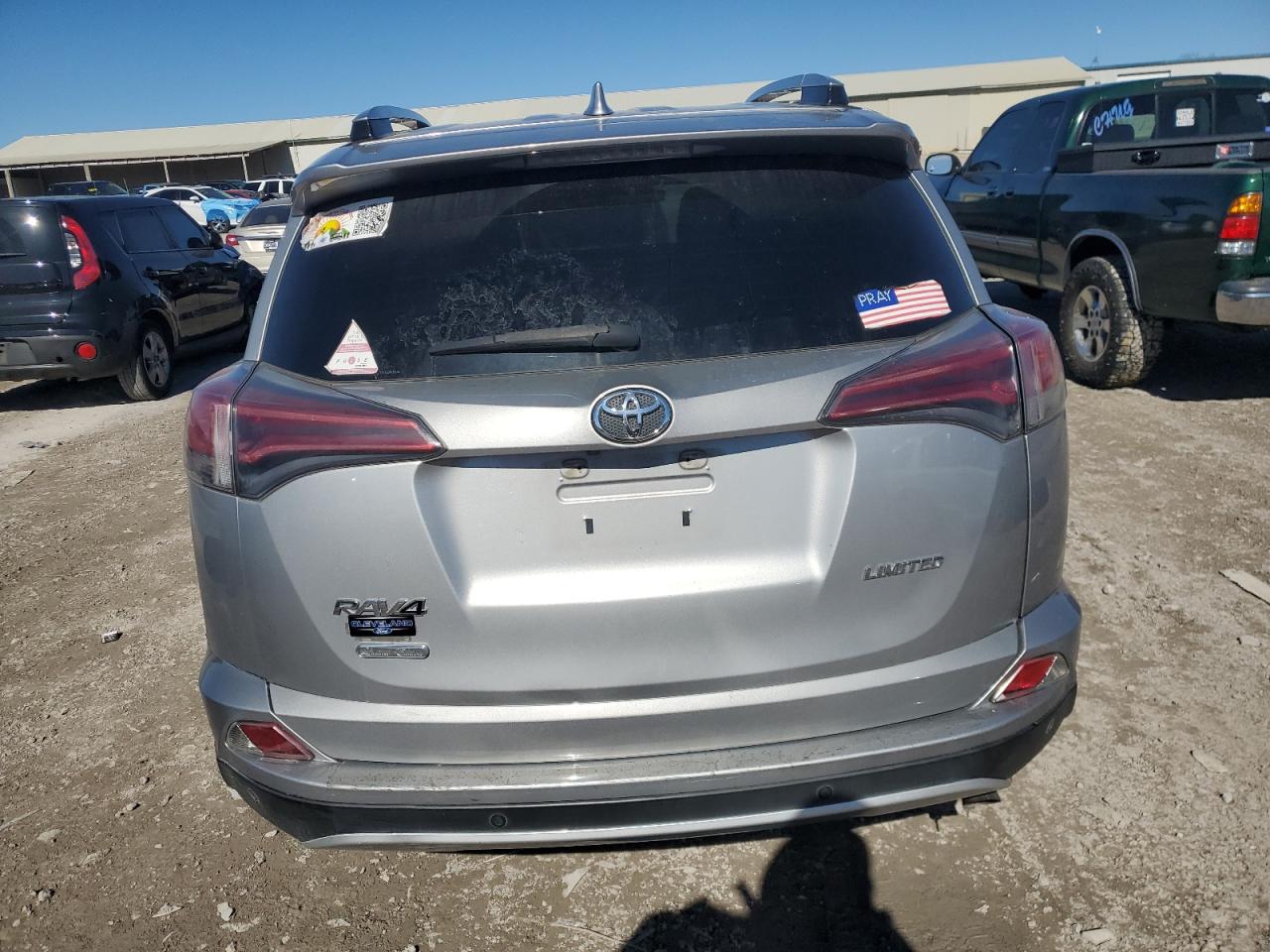 2T3YFREV1GW272136 TOYOTA RAV4 2016