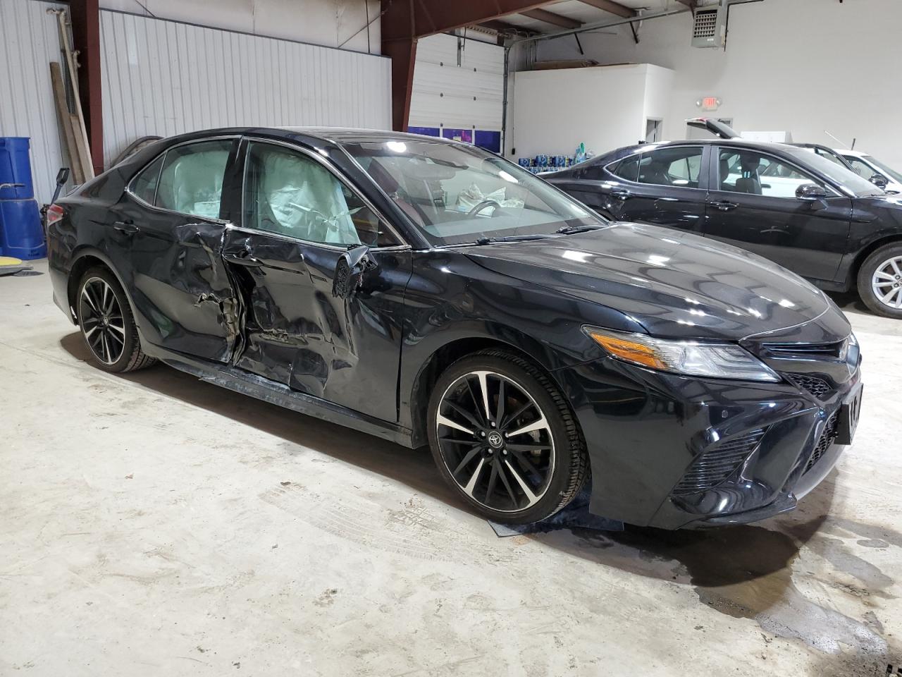 2018 Toyota Camry - Image 4