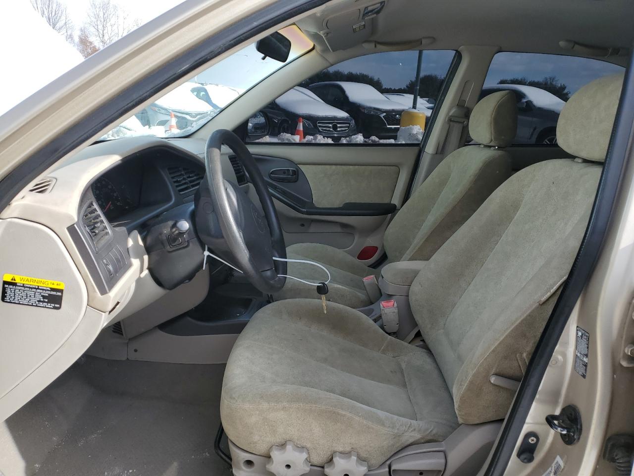 2003 Hyundai Elantra - Image 7